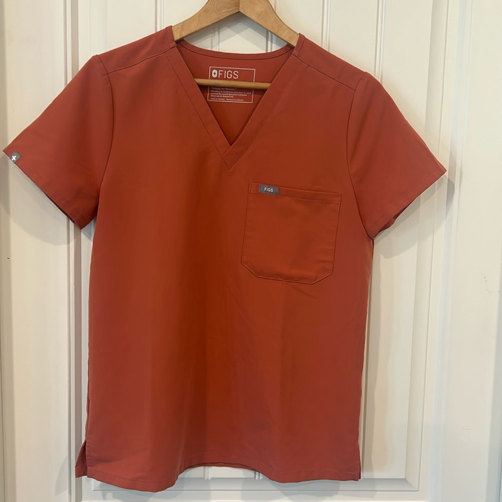 Top & pants, beautiful terracotta FIGS. No stains, no holes, like new :)